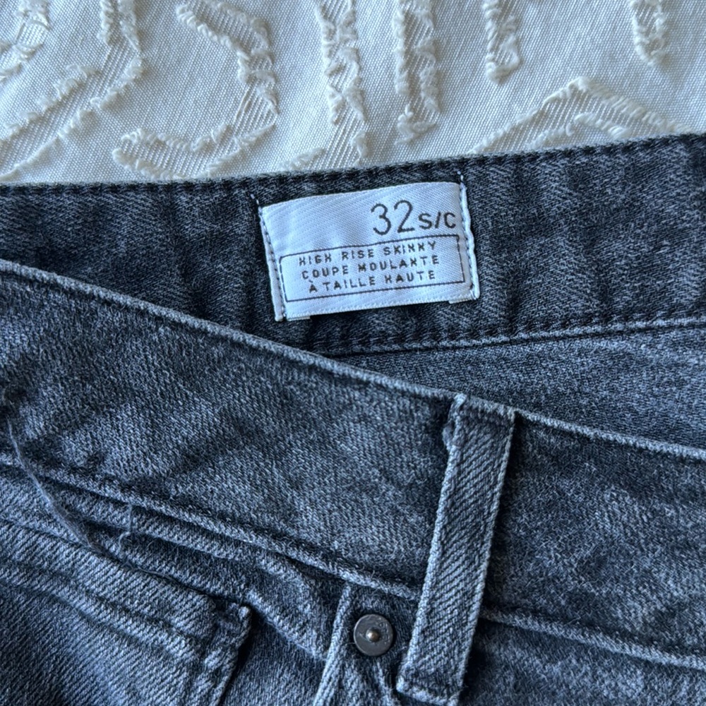 GAP black jeans, s/c means short or cropped- high rise